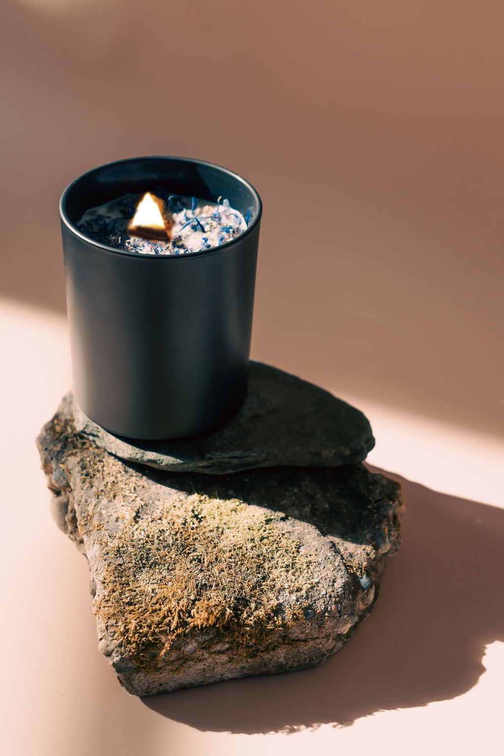 Rock Pool Escape Candle